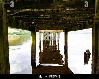 Verfallenen pier, Loch Ness, Schottland Großbritannien Stockfoto