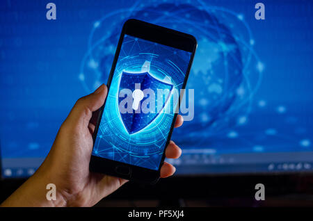 Schild Internet Phone Smartphone ist vor Hackerangriffen geschützt, Firewall Geschäft Leute drücken Sie die Geschützte Telefon im Internet. Leerzeichen setzen Nachricht Stockfoto