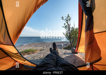 Entspannen und genießen die Aussicht auf die Insel Örskär, Kirkkonummi, Finnland, Europa, EU Stockfoto