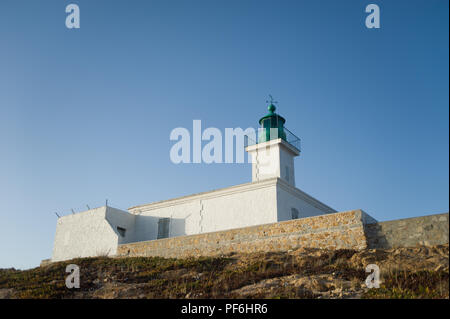 Den Leuchtturm von Pietra, L'Île-Rousse, Korsika, Frankreich, Europa Stockfoto