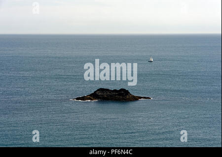 Ein Abschnitt des Südwestens Küstenweg in der Nähe von Hope Cove in South Hams Devon, Großbritannien Stockfoto