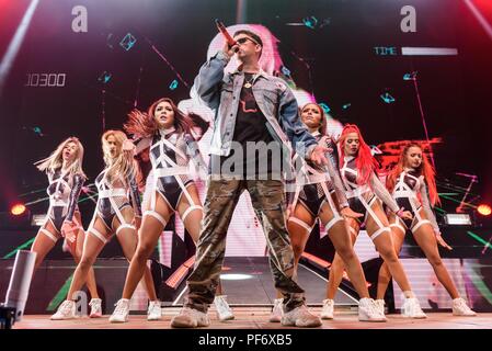 Fairfax, Virginia, USA. 16 Aug, 2018. BAD BUNNY führt am Adler Bank Arena in Fairfax, VA. Credit: Kyle Gustafson/ZUMA Draht/Alamy leben Nachrichten Stockfoto