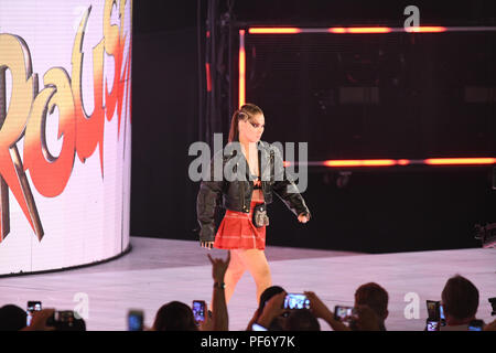 Brooklyn, NY, USA. 19 Aug, 2018. Ronda Rousey bei WWE SummerSlam 2018 an der Barclays Center in Brooklyn, New York City am 19. August 2018. Credit: George Napolitano/Medien Punch/Alamy leben Nachrichten Stockfoto