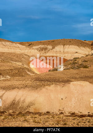 Landschaft von der Ruta 40 in der Nähe von Perito Moreno Stadt, Provinz Santa Cruz, Patagonien, Argentinien gesehen Stockfoto