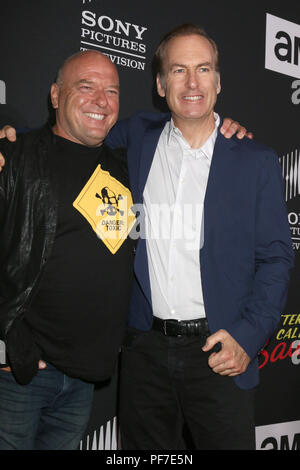 Der AMC "Bessere Call Saul' Saison 4 Premiere auf der Horton Plaza 8 Mit: Dean Norris, Bob Odenkirk Wo: San Diego, Kalifornien, Vereinigte Staaten, wenn: 19 Jun 2018 Credit: Nicky Nelson/WENN.com Stockfoto