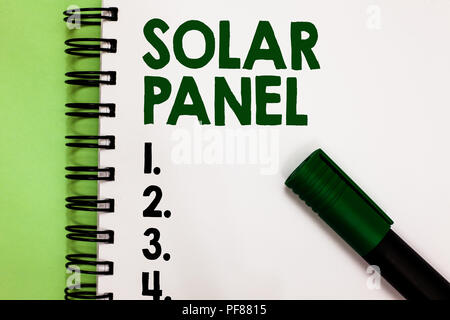Konzeptionelle Hand schreiben Übersicht Solar Panel. Business Foto präsentiert, die Sonnenstrahlen Quelle von Energie erzeugenden Marker über Notebook w zu absorbieren Stockfoto