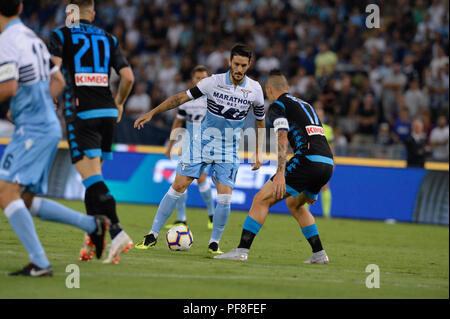 Italien. 18 Aug, 2018. Luis Alberto während der italienischen Serie A Fußballspiel zwischen S.S. Lazio und S.S.C. Napoli im Olympiastadion in Rom, am 18. August 2018. Credit: Silvia Loré/Pacific Press/Alamy leben Nachrichten Stockfoto