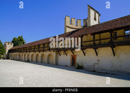 Alte Stadtmauer an Letziplatz in Basel, Schweiz Stockfoto