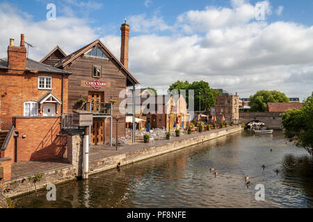 Cox's Yard am Ufer des Flusses Avon, Stratford-upon-Avon, England Stockfoto