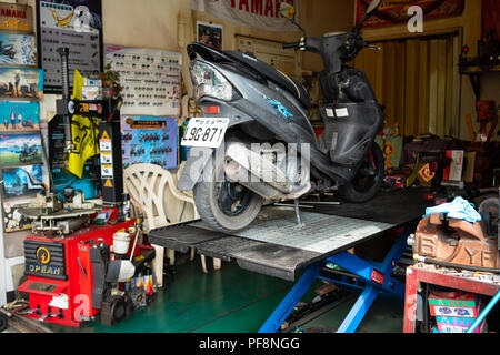 Roller-Werkstatt-Garage Stockfoto, Bild: 29744324 - Alamy