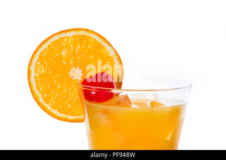 Tequila Sunrise cocktail isoliert auf weißem Hintergrund Stockfoto