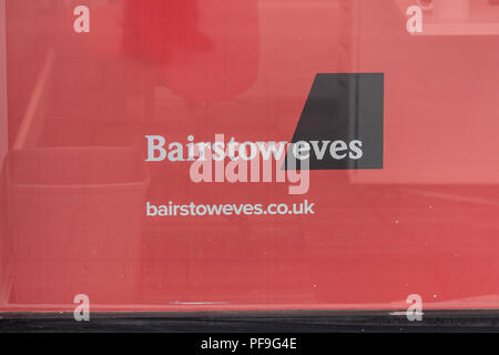 Bairstow Eves (Teil des landesweiten Gruppe plc) Immobilien shop signage in Brentwood Essex Stockfoto