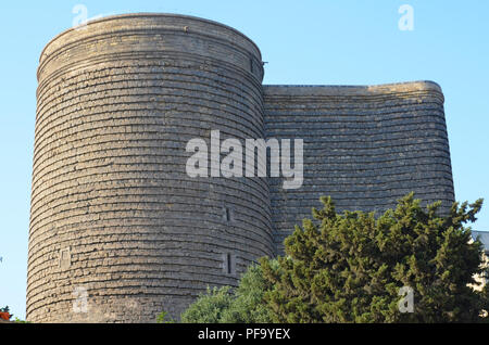 Der Jungfrauenturm (Qiz Qalasi), eine rätselhafte alte Monument, das sich in der Altstadt von Baku Stadt Stockfoto