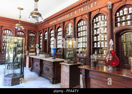 Museo Farmaceútico, pharmazeutische Museum mit alten Apotheke Interieur, Matanzas, Cuba Stockfoto