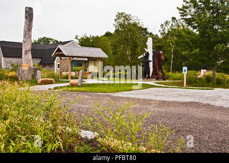 Maine, Cushing, Georges River Land bewahren, Langlois Sculpture Garden, Bernard Langlais, Künstler, Bildhauer, Stockfoto