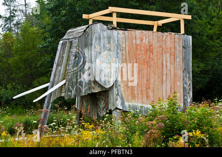 Maine, Cushing, Georges River Land bewahren, Langlois Sculpture Garden, Bernard Langlais, Künstler, Bildhauer, Stockfoto