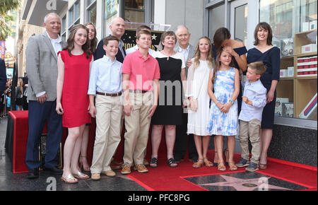 Hollywood, Kalifornien, USA. 20 Aug, 2018. 20. August 2018 - Hollywood, Kalifornien - William John Garner, Violet Affleck, Samuel Affleck, Jennifer Garner, Seraphina Affleck, Susannah Kay Garner Tischler und Melissa Garner Wylie. Jennifer Garner geehrt mit Stern auf dem Hollywood Walk of Fame. Photo Credit: Faye Sadou/AdMedia Credit: Faye Sadou/AdMedia/ZUMA Draht/Alamy leben Nachrichten Stockfoto