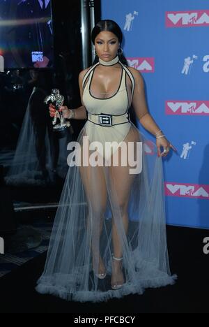 Nicki Minaj in der Ankunftshalle für 2018 MTV VMAs - Anreise Teil 3, Radio City Music Hall, New York, NY 20. August 2018. Foto: Kristin Callahan/Everett Collection Stockfoto