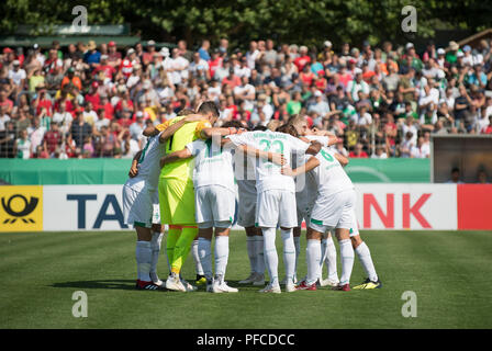 Worms, Deutschland. 18 Aug, 2018. Funktion, Team HB-Hosts ein Team, Team, Fußball DFB-Pokal, 1. Runde, wormatia Worms - SV Werder Bremen (HB) 1:6, am 18.08.2018 in Worms/Deutschland. ##DFL-Bestimmungen verbieten die Verwendung von Fotografien als Bildsequenzen und/oder quasi-Video## | Verwendung der weltweiten Kredit: dpa/Alamy leben Nachrichten Stockfoto