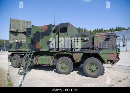 20. August 2018, Deutschland, Stetten am kalten Markt: Eine Artillerie detection Radar COBRA (Zähler Batterie Radar) steht in der Alb Kaserne. Foto: Sebastian Gollnow/dpa Stockfoto