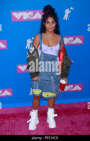 New York, NY, USA. 20 Aug, 2018. Jessie Reyez Ankunft an die 2018 MTV Video Music Awards in der Radio City Music Hall in New York City am 20. August 2018. Credit: Diego Corredor/Medien Punch/Alamy leben Nachrichten Stockfoto