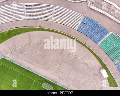 Antenne Blick von oben auf die Altstadt Stadion mit Fußballplatz.Drone Fotografie Stockfoto