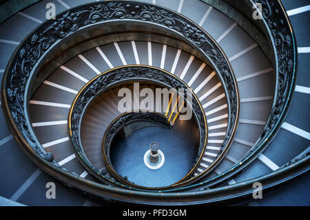 Vatikan Doppelhelix Wendeltreppe in Rom Italien Stockfoto