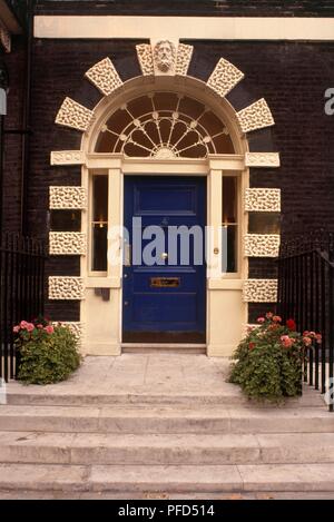 Grossbritannien, England, London, Bloomsbury, Bedford Square, georgische Tür Stockfoto