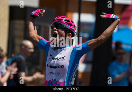 UNITED STATES - 10. Juni 2017: Mejias Garcia gewinnt den 20 Streitkräfte Radfahren Classic Clarendon Cup. Das Rennen ist Teil der USA, die nationalen Krit Stockfoto