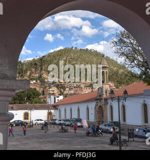 Plaza Pedro de Anzares und kolonialen Gebäuden und Kloster von La Recoleta, Sucre, Bolivien Stockfoto