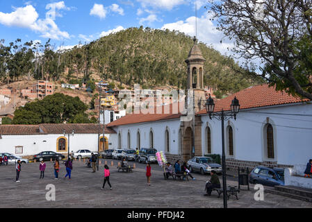 Plaza Pedro de Anzares und kolonialen Gebäuden und Kloster von La Recoleta, Sucre, Bolivien Stockfoto