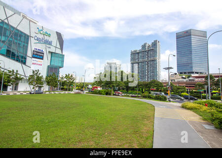 Ansicht des Jurong East kommerzielle Nachbarschaft, eine Wohngemeinde mit Shopping Complex, shop Häuser und MRT-Station Stockfoto