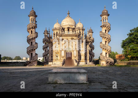 Junagarh, Gujarat, Indien, Dezember 11,2014 eine vollständige Ansicht der Grab von Bahar-ud-din Bahar Stockfoto