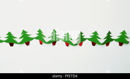 Weihnachtsbaum geformten Papier Kette Stockfoto