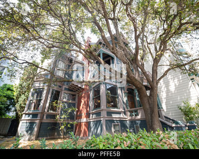 San Francisco, 17.August: Außenansicht eines schönen Victoria House am 17.August 2018 in San Francisco, Kalifornien Stockfoto