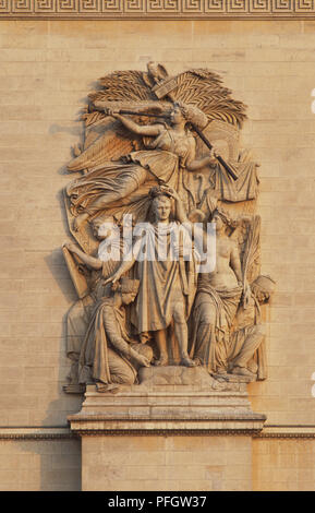 Frankreich, Paris, Arc de Triomphe, Fries zeigt Napoleon umgeben von Engeln Stockfoto