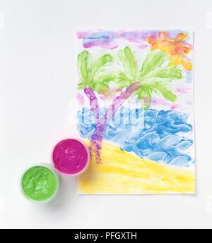 Ein Gemälde von Palmen am Strand und zwei Töpfe von Farbe Stockfoto