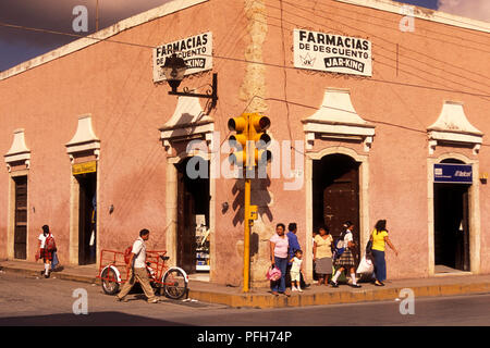 Die kolonialen und Altstadt von Valladolid auf Yucatan in der Provinz Quintana Roo in Mexiko in Mittelamerika. Mexiko, Valladolid, Januar 2009. Stockfoto