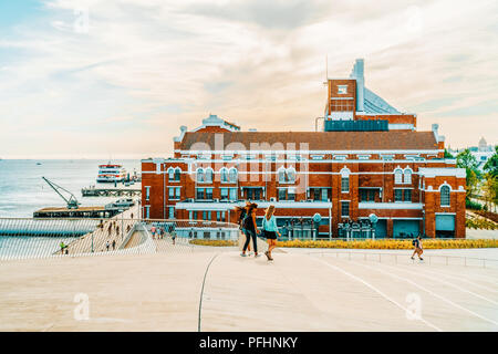 Lissabon, Portugal - 23 AUGUST 2017: Museum für Kunst, Architektur und Technologie (Museu de Arte, Arquitetura e Tecnologia) oder Maat ist eine Wissenschaft und Kult Stockfoto
