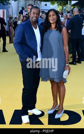 Adrian Lester (links) und Lolita Chakrabarti Teilnahme an der Yardie Premiere am BFI Southbank in London. Stockfoto