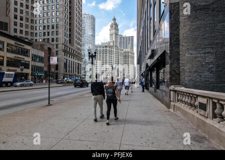 Lower Michigan Avenue, Wrigley Building, in der Innenstadt von Chicago. Stockfoto