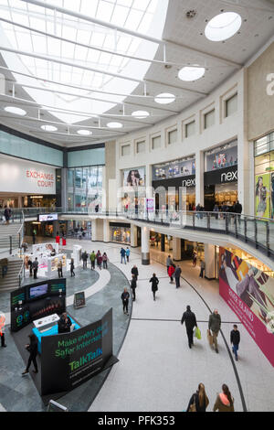 Im Inneren des Manchester Arndale Shopping Centre in Manchester, England. Stockfoto