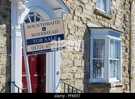 Haus zum Verkauf in Seamer Dorf, North Yorkshire, England, Großbritannien Stockfoto