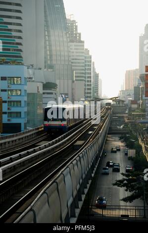 Thailand, Bangkok, Hochbahn Stockfoto