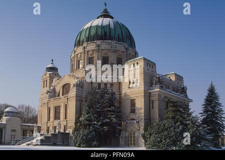 Österreich, Wien, Dr. Karl Lueger Kirche, gewölbte Kirche erbaut 1907, teilweise mit Schnee bedeckt Stockfoto