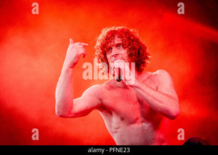 Toronto, Ontario, Kanada. 20 Aug, 2018. JONNY HAWKINS von American Rock Band 'nichts mehr' an Budweiser Stadium in Toronto durchgeführt. Quelle: Igor Vidyashev/ZUMA Draht/Alamy leben Nachrichten Stockfoto