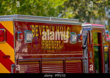 Los Angeles, Kalifornien, USA, August, 20, 2018: Outdoor Ansicht der Feuerwehrmann Lkw in der 5th Street - Downtown Los Angeles Stockfoto