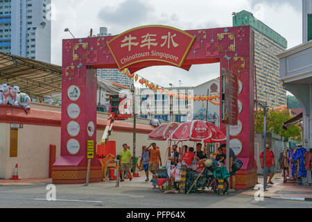 Singapur - 10. Juni 2018: Tor in Chinatown Stockfoto