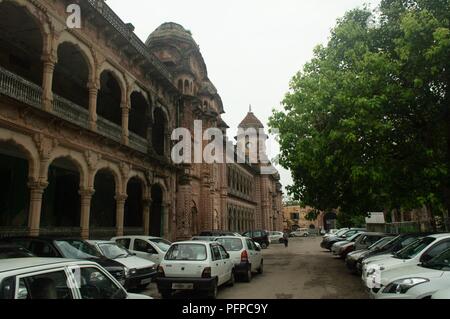 Ruinen von #Mubarak Mandi Palast in Jammu, Jammu und Kaschmir, Indien gelegen. Stockfoto