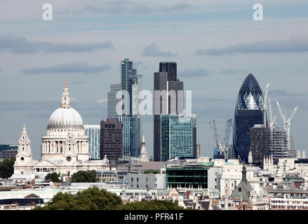 Grossbritannien, England, London, London, Skyline mit St. Paul's Cathedral und Gurke Stockfoto